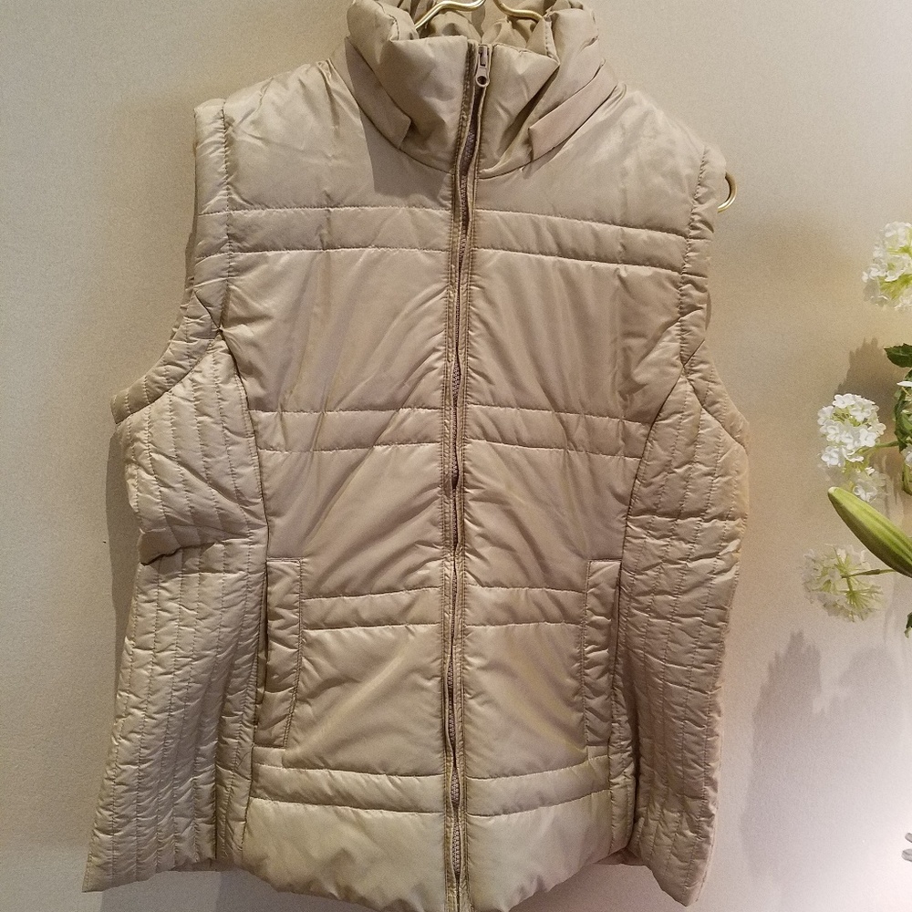 Puffy vest